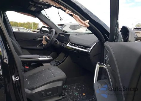 2024 BMW X1 xDrive28I из США, поврежденный, VIN WBX73EF07R5Y42167